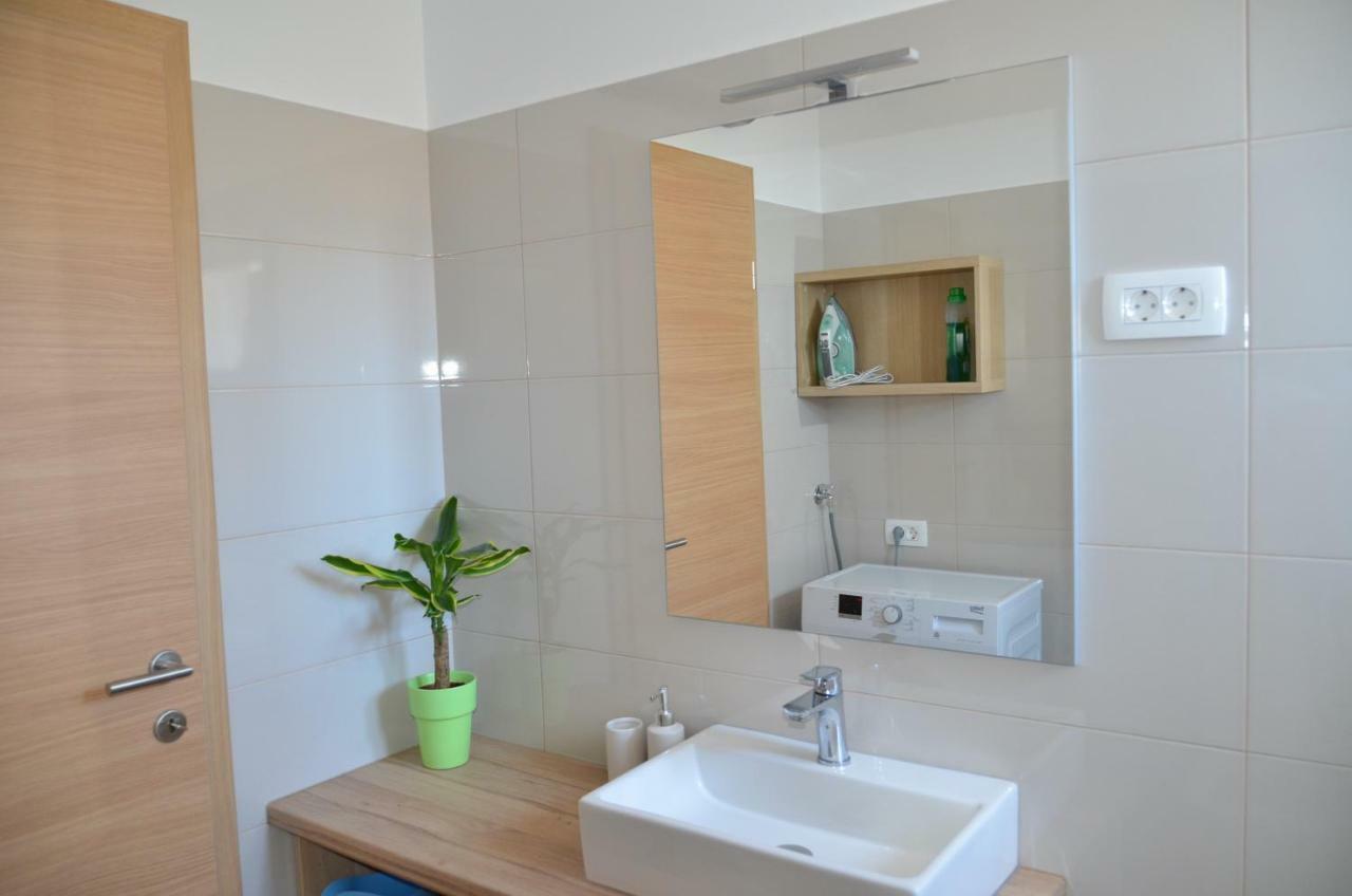 Garden View Apartments Ankaran Extérieur photo
